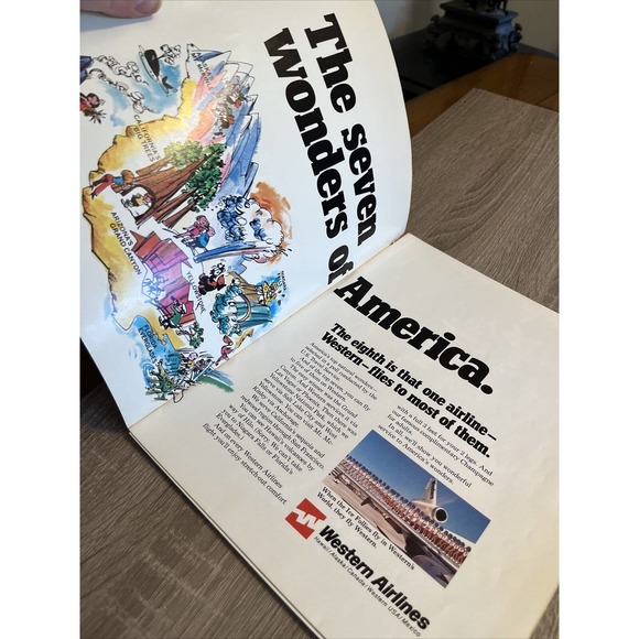 Shipstads & Johnson ICE FOLLIES OF 1976 Souvenir Program - 40th Anniversary - Picture 3 of 14